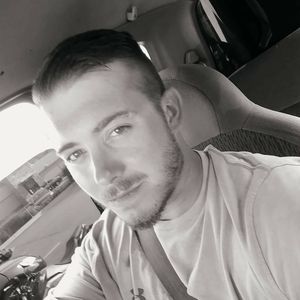 Meet your Posher, Dillon